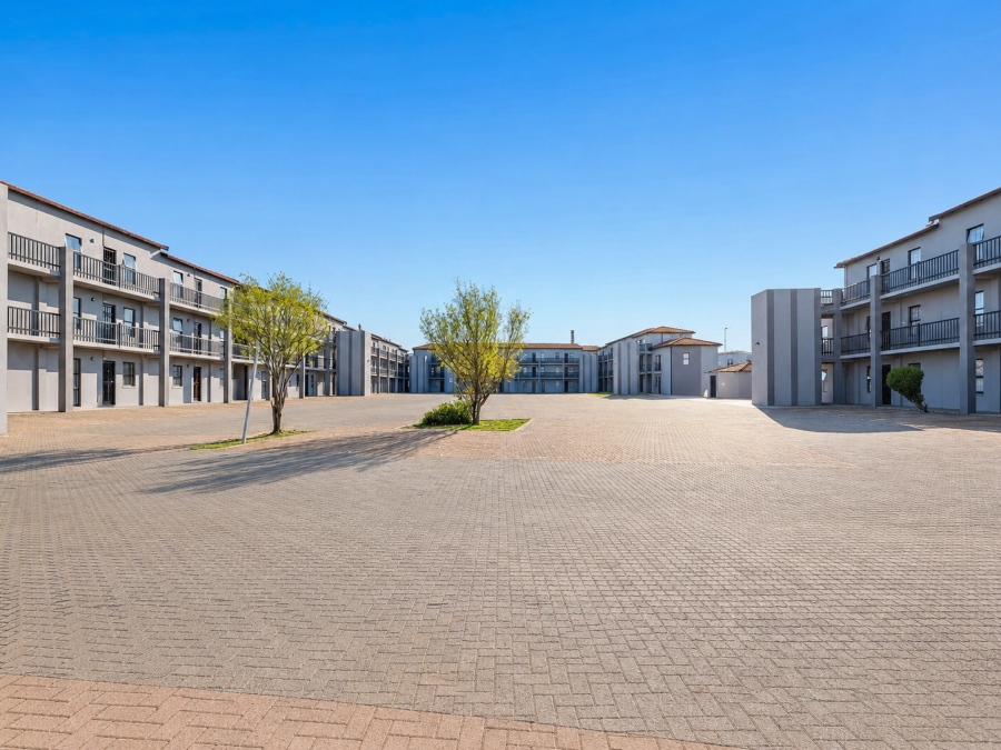 2 Bedroom Property for Sale in Parklands Western Cape